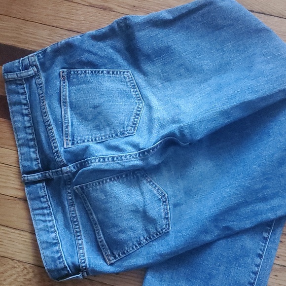 Old Navy boys jeans, boot cut leg, size 14 plus - Picture 3 of 3